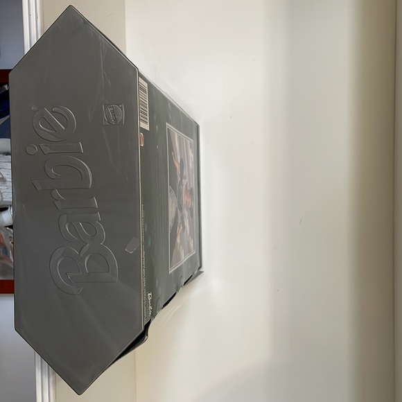 Millennium Princess Teresa Friend of Barbie NIB 2000 Millennium Keepsake Inside - Picture 8 of 13